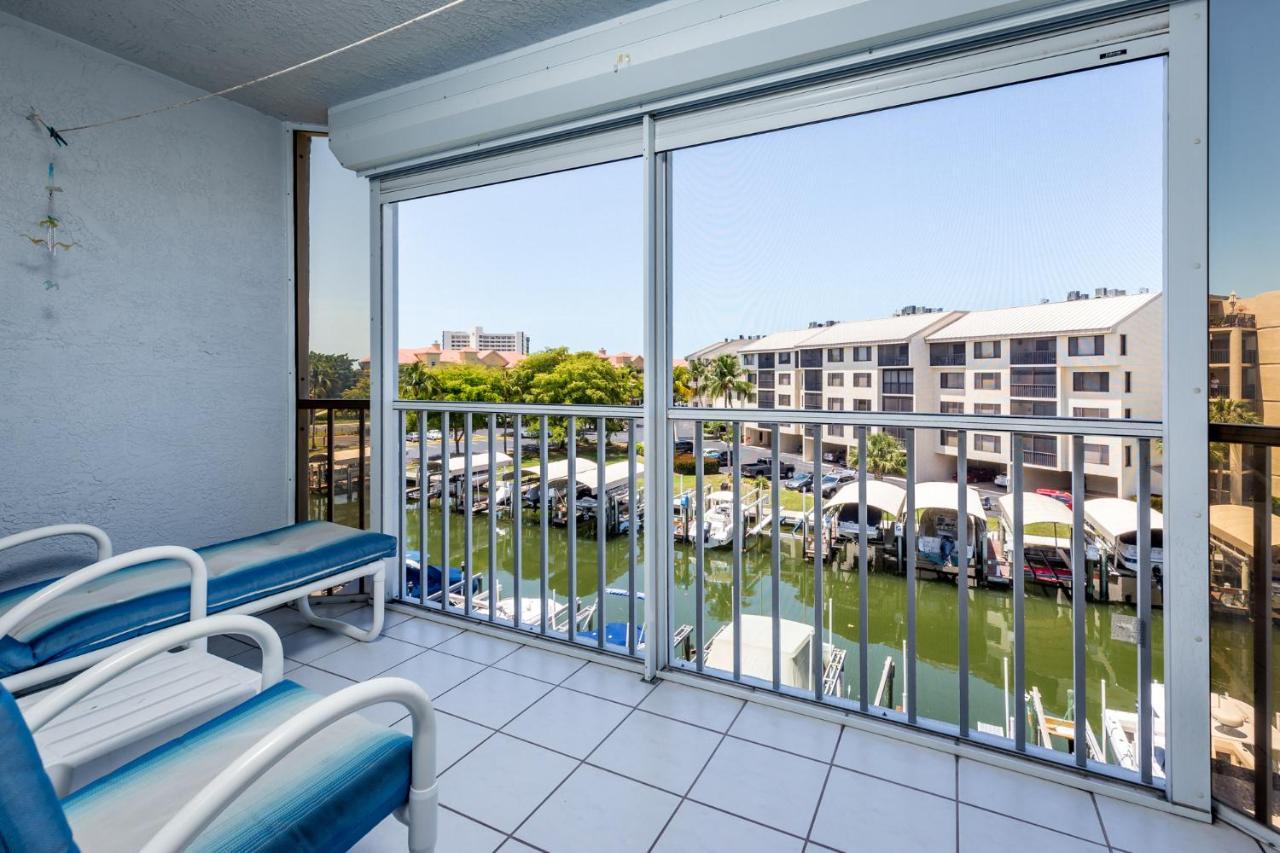 Royal Pelican 381 Fort Myers Beach Exterior photo